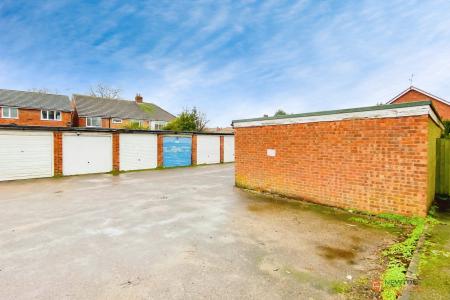 2 bedroom End of terrace house for sale in Cranmer Drive, Syston, LE7