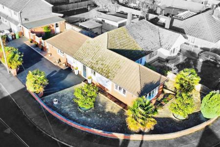 Coplow Crescent, Syston, LE7