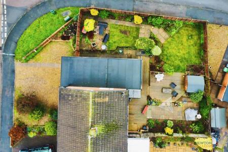 3 bedroom Semi-detached house for sale in Allington Drive, Birstall, LE4