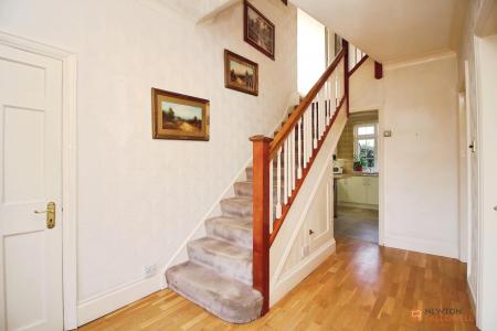 4 bedroom Semi-detached house for sale in Broad Street, Syston, LE7