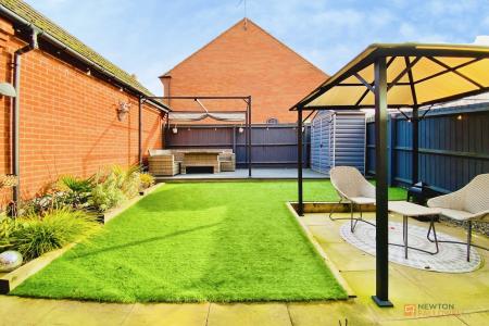 3 bedroom Town house for sale in Willowbrook Way, Rearsby, LE7