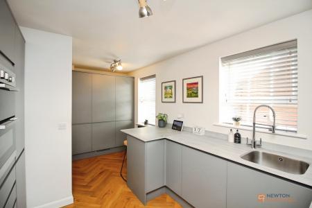 3 bedroom Town house for sale in Willowbrook Way, Rearsby, LE7