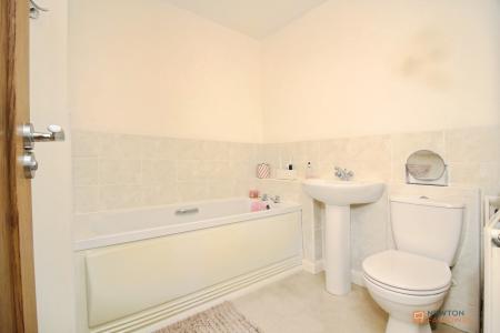 3 bedroom Town house for sale in Willowbrook Way, Rearsby, LE7