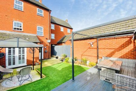 3 bedroom Town house for sale in Willowbrook Way, Rearsby, LE7
