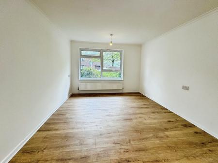 2 bedroom Flat for sale in Boulton Grange, Randlay, Telford, TF3