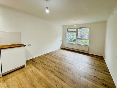 2 bedroom Flat for sale in Boulton Grange, Randlay, Telford, TF3