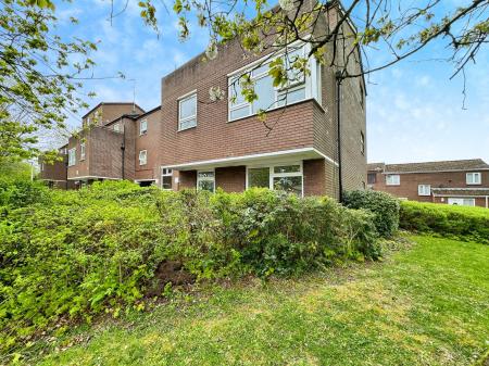 2 bedroom Flat for sale in Boulton Grange, Randlay, Telford, TF3