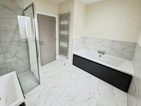 4 bedroom Detached house for sale in Donnerville Gardens, Admaston, Telford, TF5