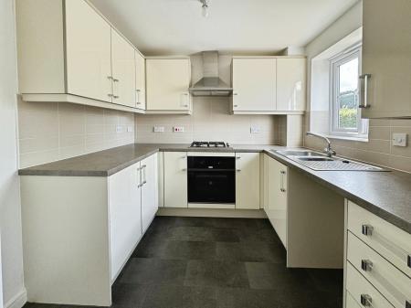 2 bedroom Terraced House for sale in Ferridays Fields, Woodside, Telford, TF7