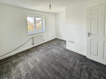 2 bedroom Terraced House for sale in Ferridays Fields, Woodside, Telford, TF7