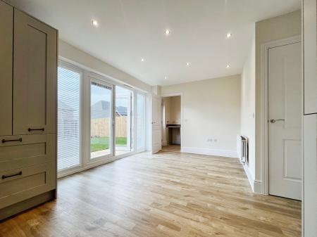 4 bedroom Detached house for sale in Frederick Rhodes Grove, Priorslee, Telford, TF2