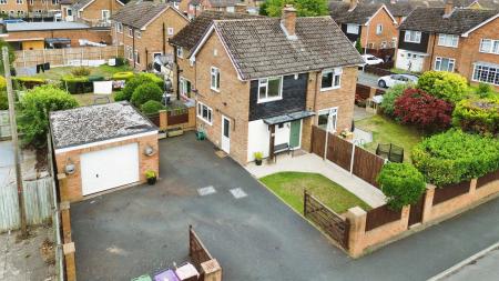 3 bedroom Semi-detached house for sale in Halesfield Road, Madeley, Telford, TF7