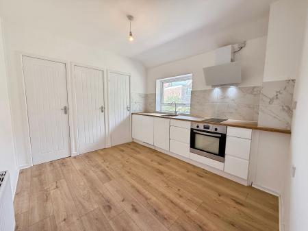 2 bedroom Flat for sale in King Street, Wellington, TF1