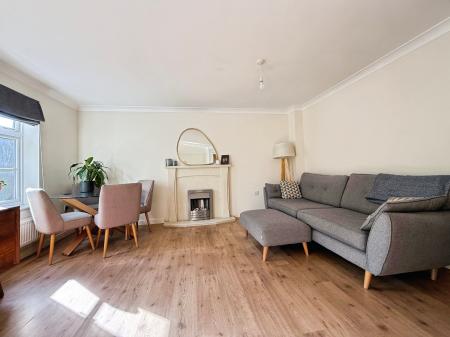 3 bedroom Semi-detached house for sale in Marlborough Road, Hadley, Telford, TF1