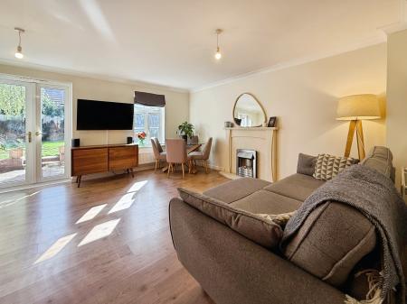 3 bedroom Semi-detached house for sale in Marlborough Road, Hadley, Telford, TF1