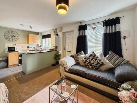 1 bedroom Terraced House for sale in Marlborough Way, Newdale, Telford, TF3