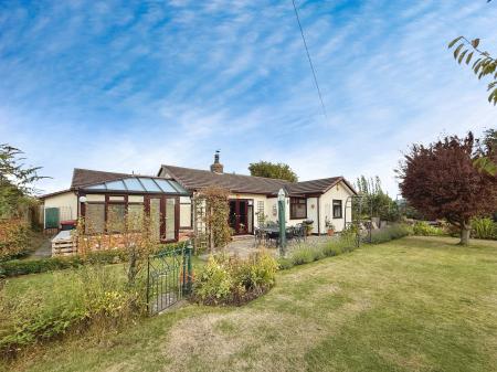 3 bedroom Bungalow for sale in Meeson, Meeson, Telford, TF6