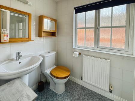 3 bedroom Detached house for sale in Ryder Drive, Muxton, Telford, TF2