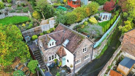 2 bedroom Cottage for sale in Severn Bank, Ironbridge, Telford, TF8