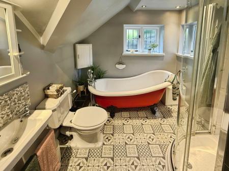 2 bedroom Cottage for sale in Severn Bank, Ironbridge, Telford, TF8