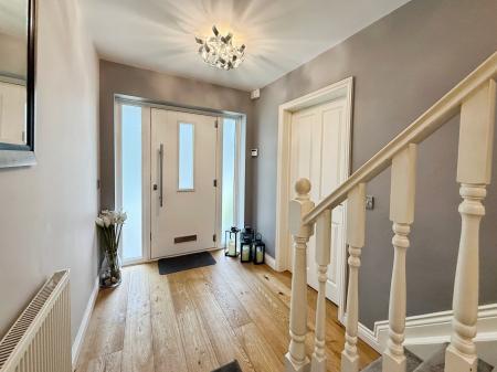 4 bedroom Detached house for sale in Stirchley Road, Stirchley, Telford, TF3