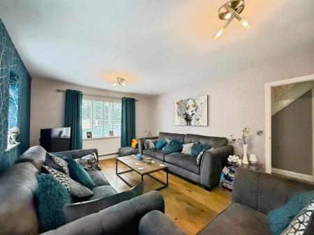 4 bedroom Detached house for sale in Stirchley Road, Stirchley, Telford, TF3