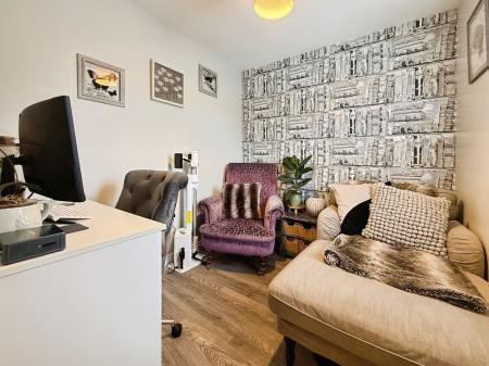 5 bedroom Detached house for sale in Stoney Fold, Lawley Village, Telford, TF3