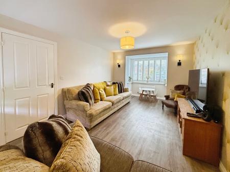 5 bedroom Detached house for sale in Stoney Fold, Lawley Village, Telford, TF3