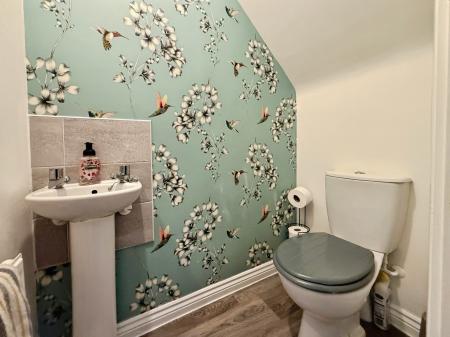 5 bedroom Detached house for sale in Stoney Fold, Lawley Village, Telford, TF3