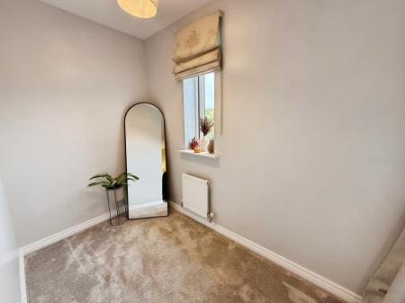 5 bedroom Detached house for sale in Stoney Fold, Lawley Village, Telford, TF3