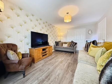 5 bedroom Detached house for sale in Stoney Fold, Lawley Village, Telford, TF3