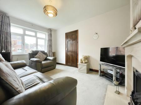 2 bedroom Detached bungalow for sale in The Lawns, Wellington, Telford, TF1