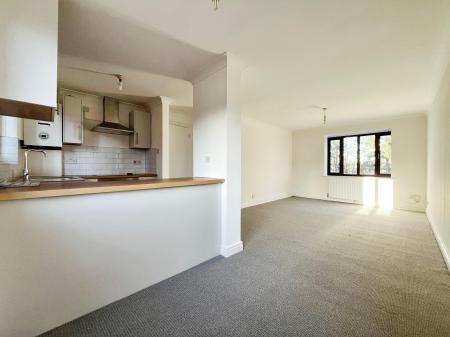 2 bedroom Apartment for sale in Whitchurch Road, Wellington, Telford, TF1