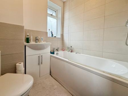 2 bedroom Semi-detached house for sale in Wroxeter Way, Stirchley, Telford, TF3