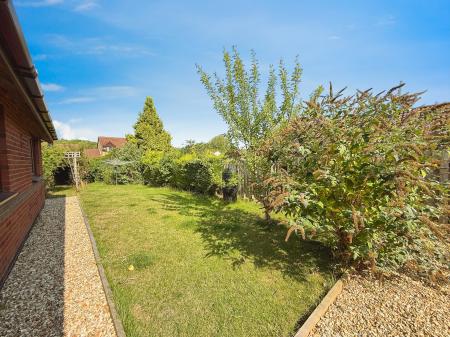 3 bedroom Bungalow for sale in Grasmere Close, Priorslee, Telford, TF2