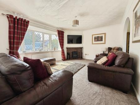 3 bedroom Bungalow for sale in Grasmere Close, Priorslee, Telford, TF2