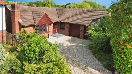 Grasmere Close, Priorslee, Telford, TF2