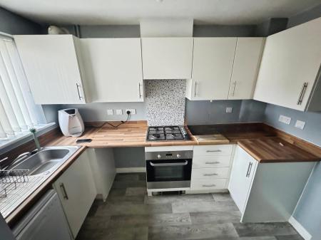2 bedroom Semi-detached house to let in Hobbins Lane, Lawley, Telford, TF3