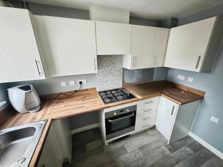 2 bedroom Semi-detached house to let in Hobbins Lane, Lawley, Telford, TF3
