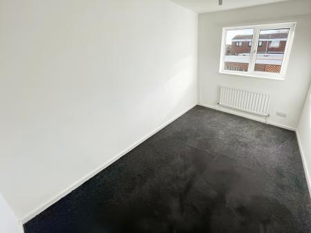 3 bedroom Terraced House to let in Burford, Brookside, Telford, TF3