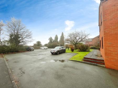 1 bedroom Flat for sale in Albany Court, Wombridge Road, Trench, Telford, TF2