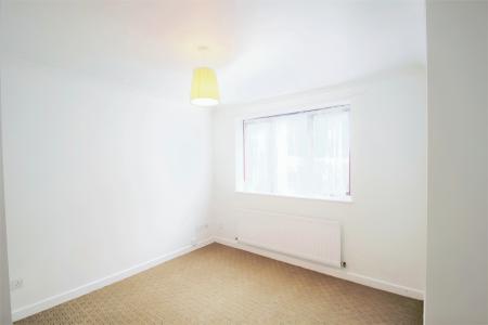1 bedroom Flat to let in Wombridge Road, Trench, Telford, TF2