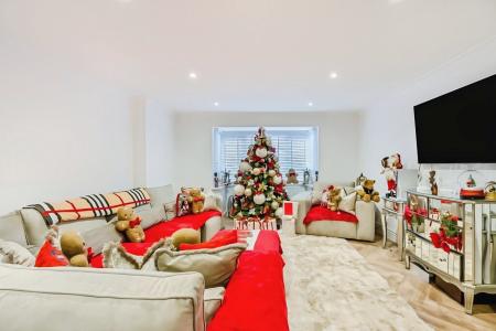 3 bedroom Bungalow to let in Hadley Park Road, Hadley, Telford, TF1