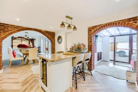 3 bedroom Bungalow to let in Hadley Park Road, Hadley, Telford, TF1