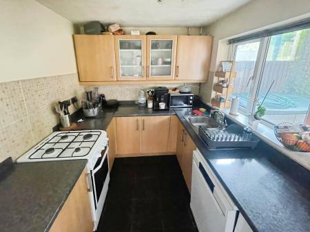 2 bedroom Semi-detached house to let in Walker Crescent, St Georges, Telford, TF2