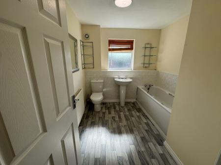 5 bedroom Detached house to let in Hugo Way, Loggerheads, TF9