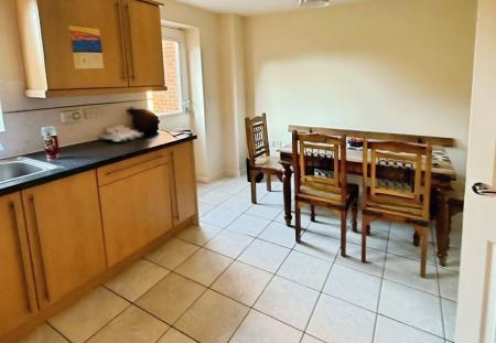 3 bedroom Terraced House to let in Shaw Drive, Fradley, WS13