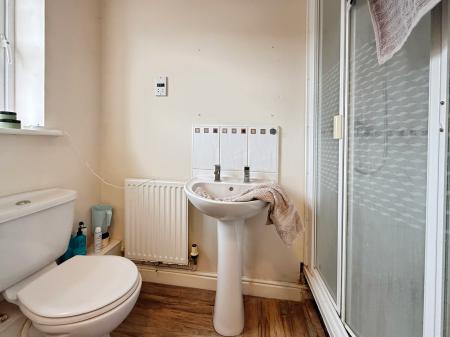 3 bedroom Semi-detached house for sale in Marlborough Road, Hadley, Telford, TF1