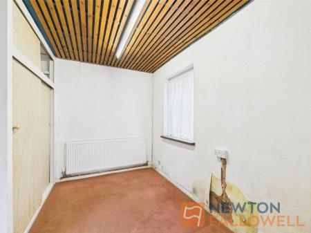 3 bedroom Detached house for sale in Barmouth Close, Willenhall, WV12