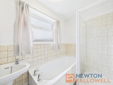 3 bedroom Detached house for sale in Barmouth Close, Willenhall, WV12